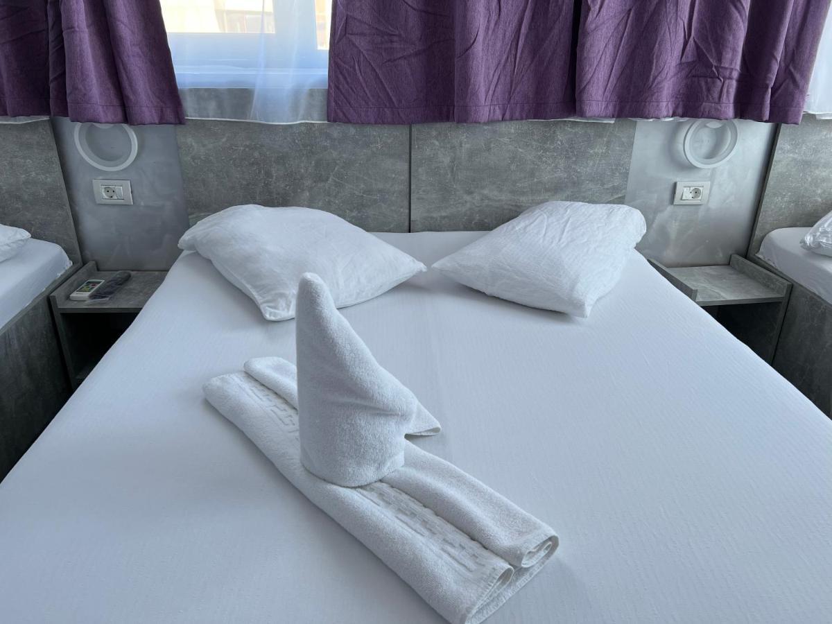 Hotel Ama World Констанца Экстерьер фото